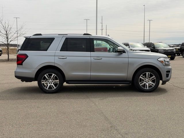 Used 2024 Ford Expedition Limited image 5