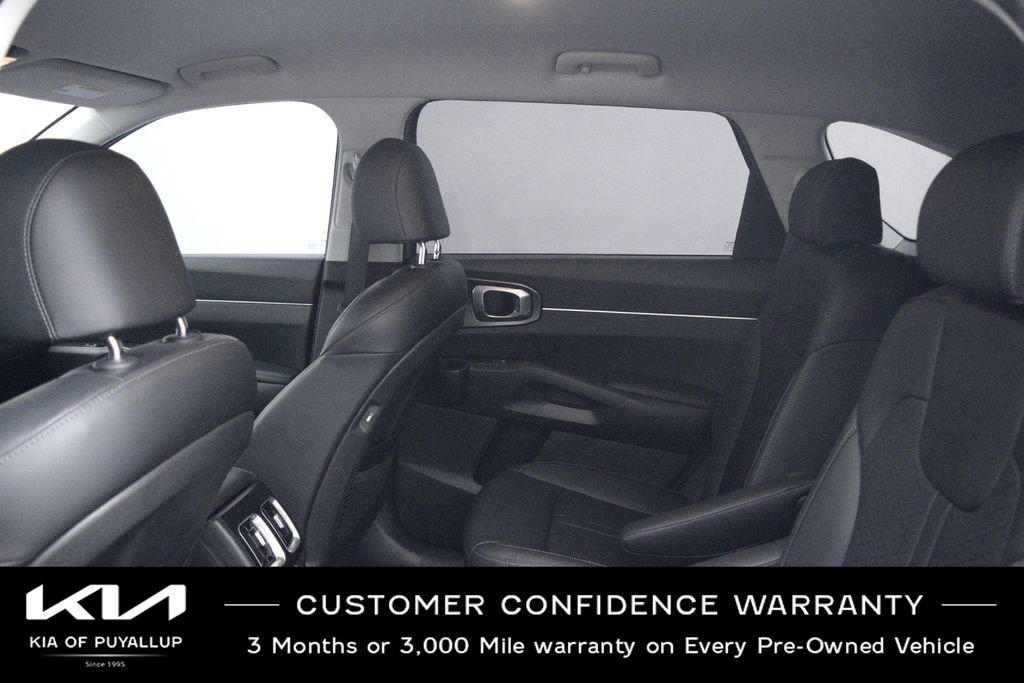 Certified 2023 Kia Sorento EX AWD/4WD image 12