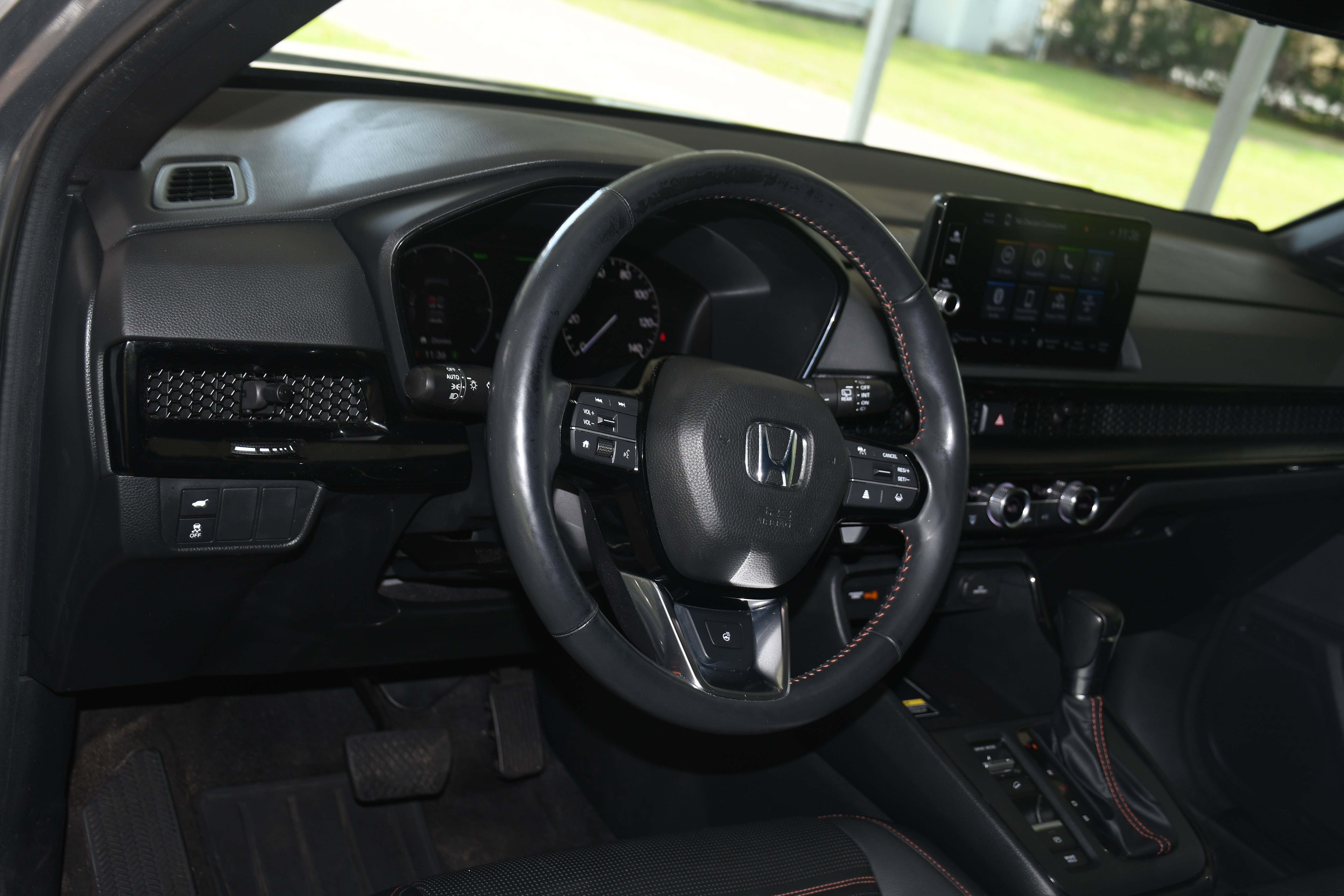 Used 2023 Honda CR-V Sport Touring image 9