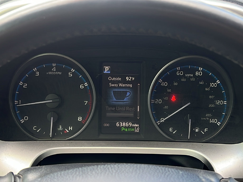Used 2018 Toyota RAV4 XLE FWD image 22