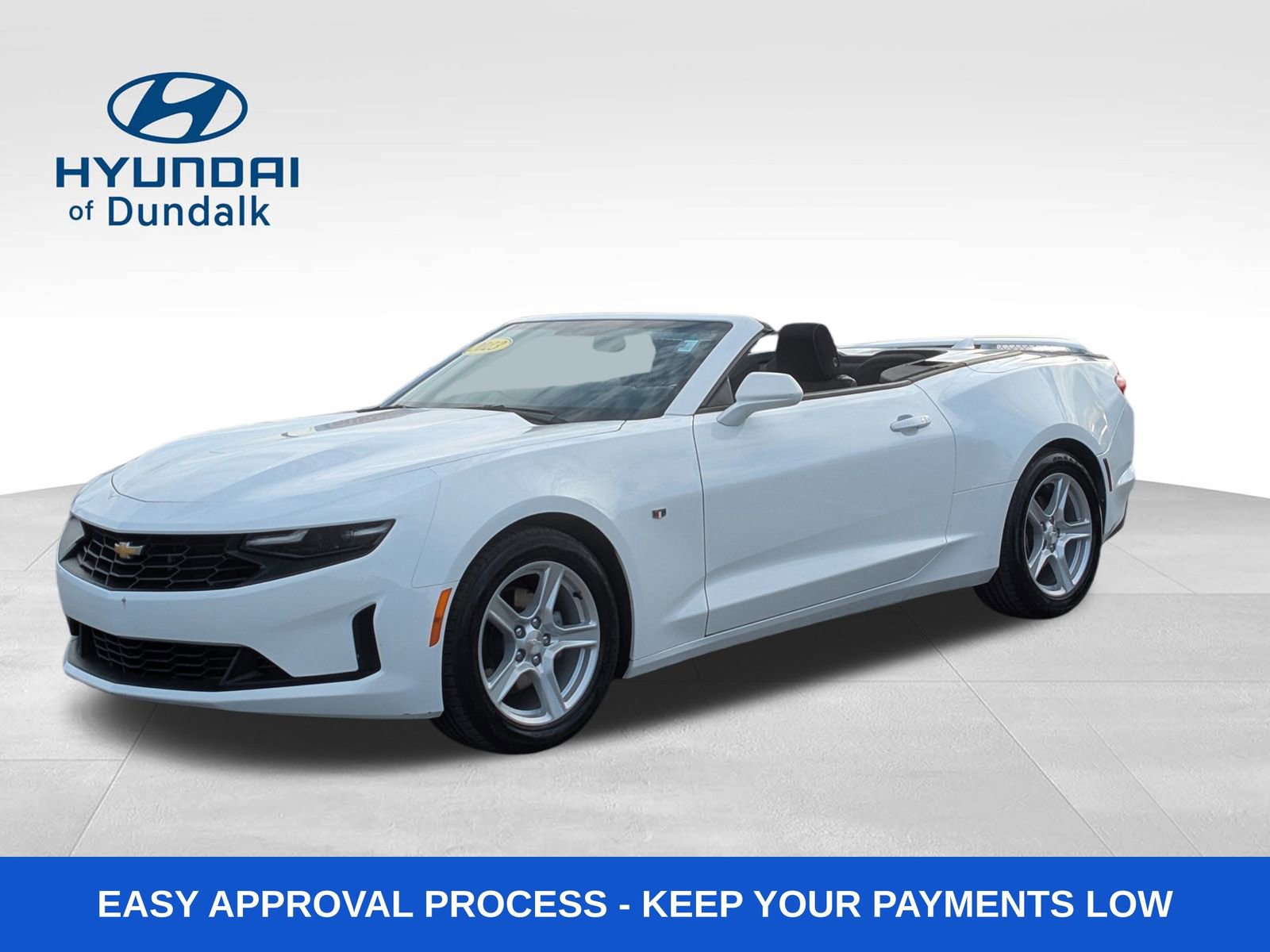 Used 2023 Chevrolet Camaro LT image 1