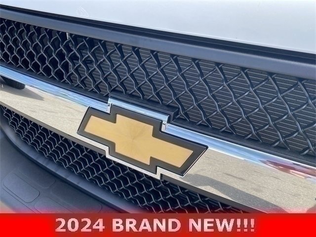 Used 2024 Chevrolet Express 2500 w/ Driver Convenience Package image 27