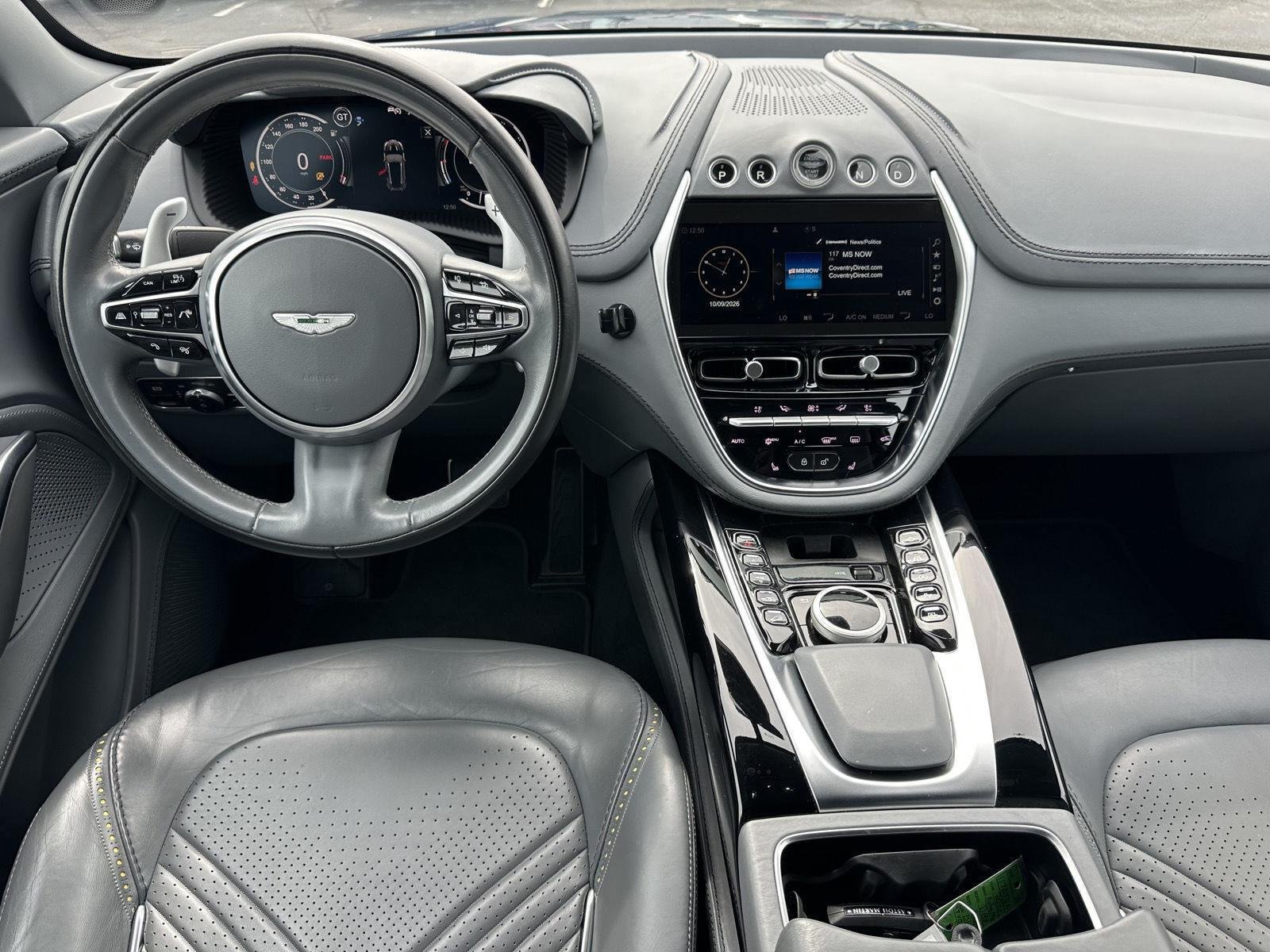 Used 2021 Aston Martin DBX AWD/4WD image 26