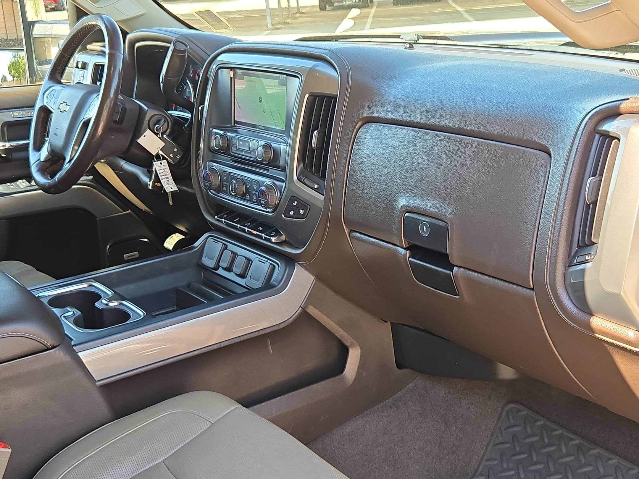 Used 2018 Chevrolet Silverado 2500 LTZ w/ Vortec Plus Package AWD/4WD image 28