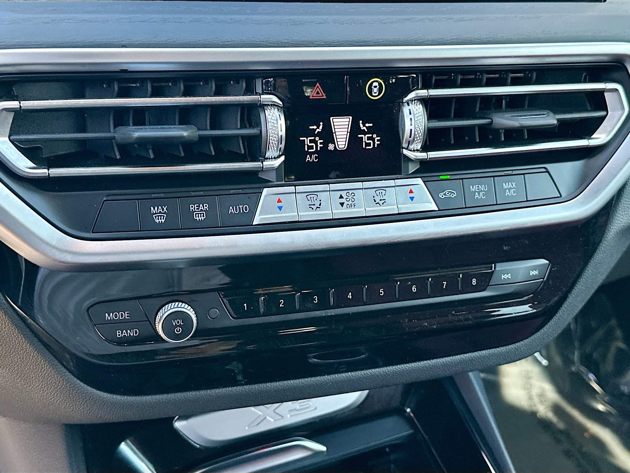 Certified 2024 BMW X3 sDrive30i w/ Convenience Package image 16