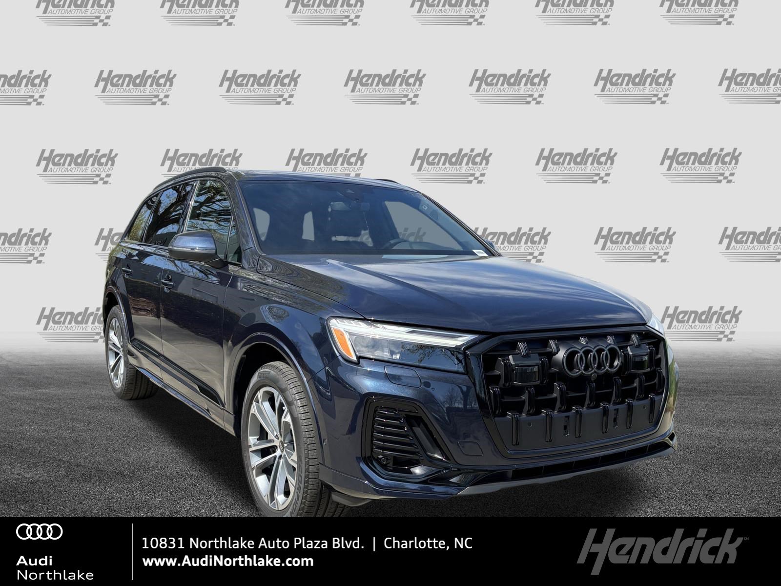 Certified 2025 Audi Q7 2.0T Premium w/ Convenience Plus Package image 1