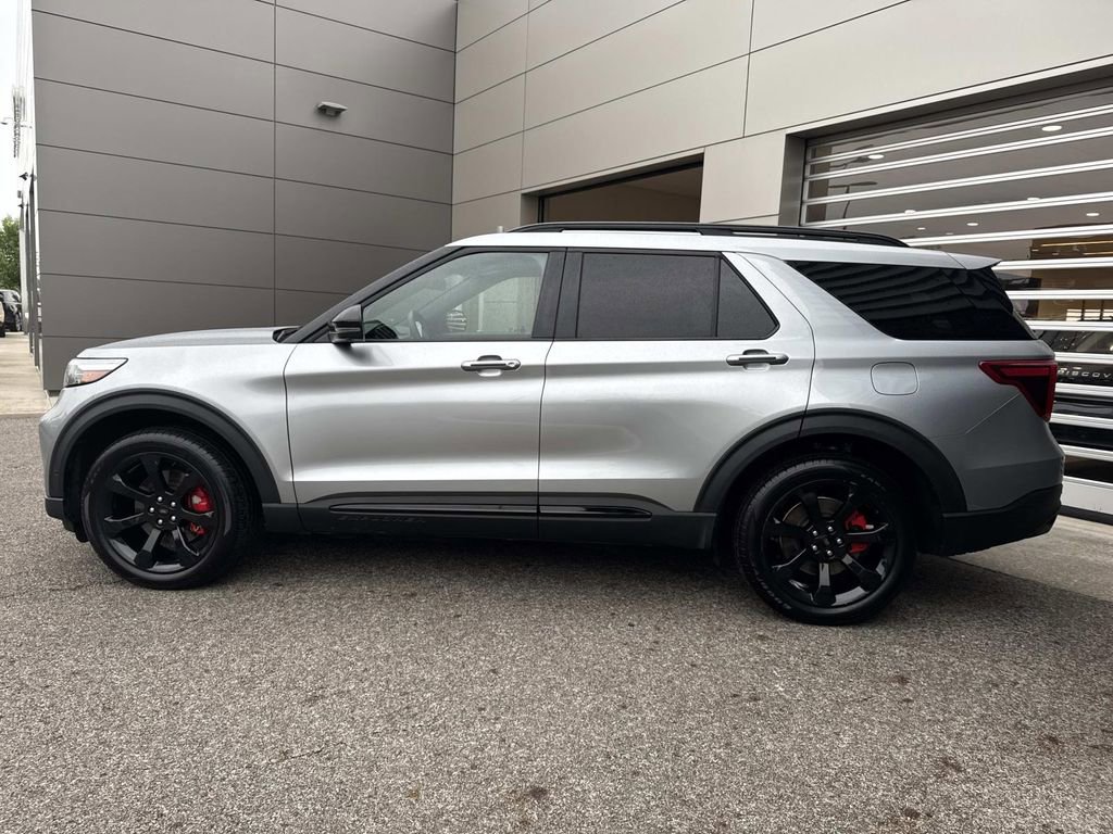 Used 2022 Ford Explorer ST w/ Equipment Group 401A AWD/4WD image 4