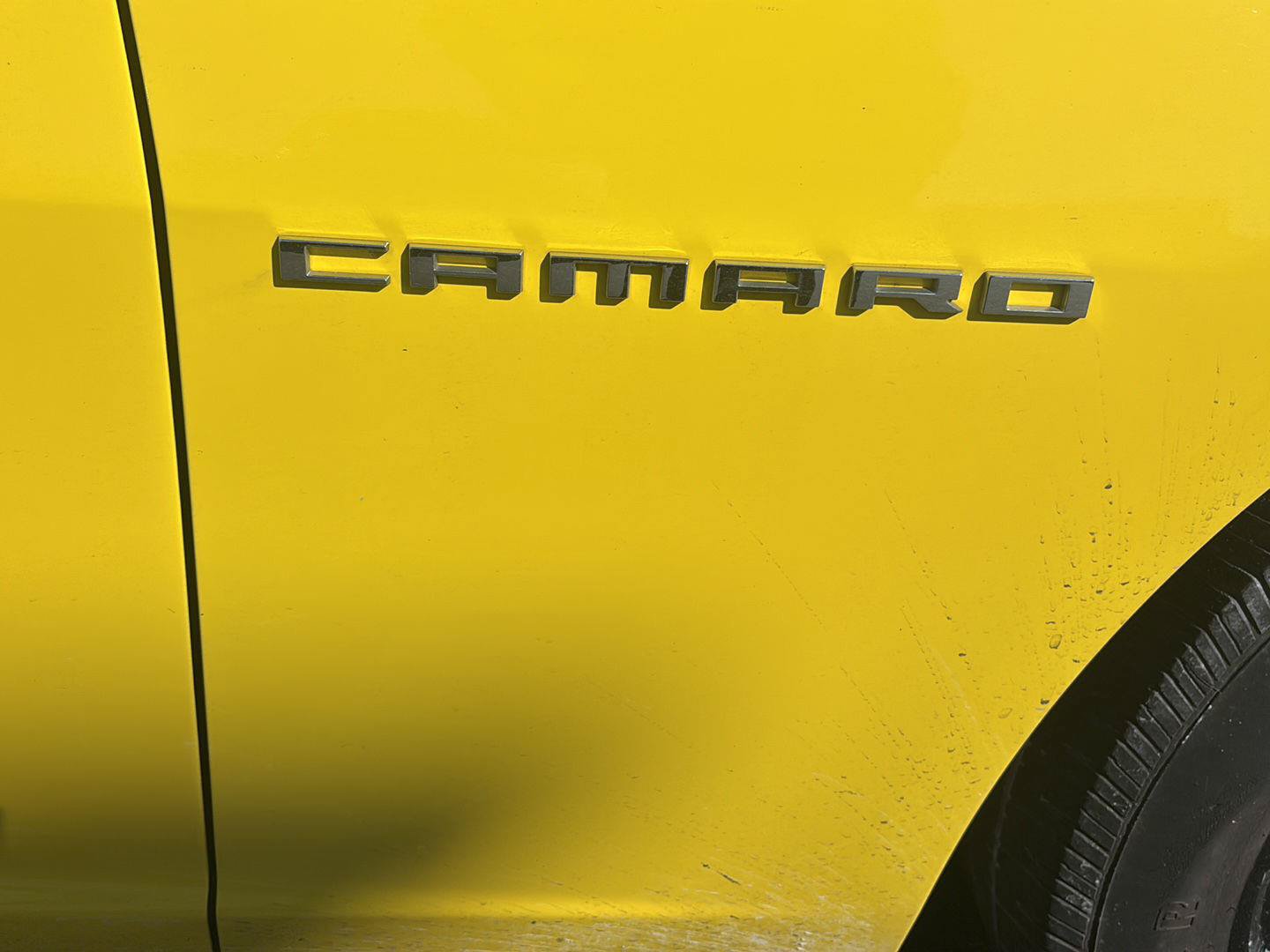 Used 2015 Chevrolet Camaro LS RWD image 9