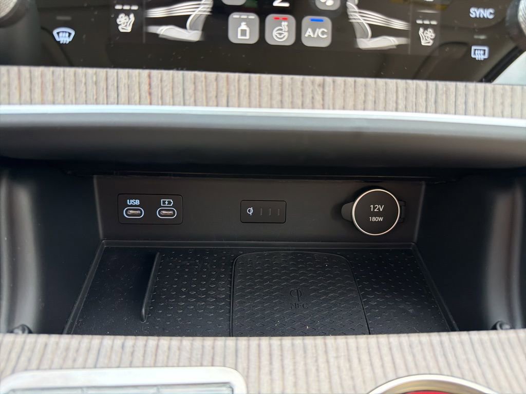 Used 2025 Genesis GV80 2.5T Prestige image 24