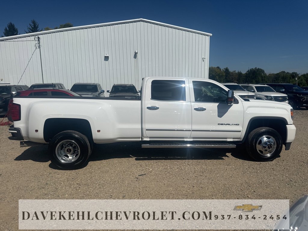 Used 2015 GMC Sierra 3500 Denali w/ Duramax Plus Package image 6