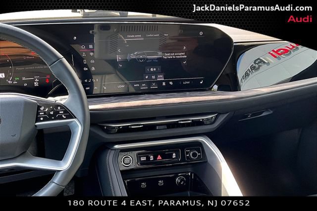 Used 2025 Audi Q5 Premium w/ Convenience Package AWD/4WD image 6