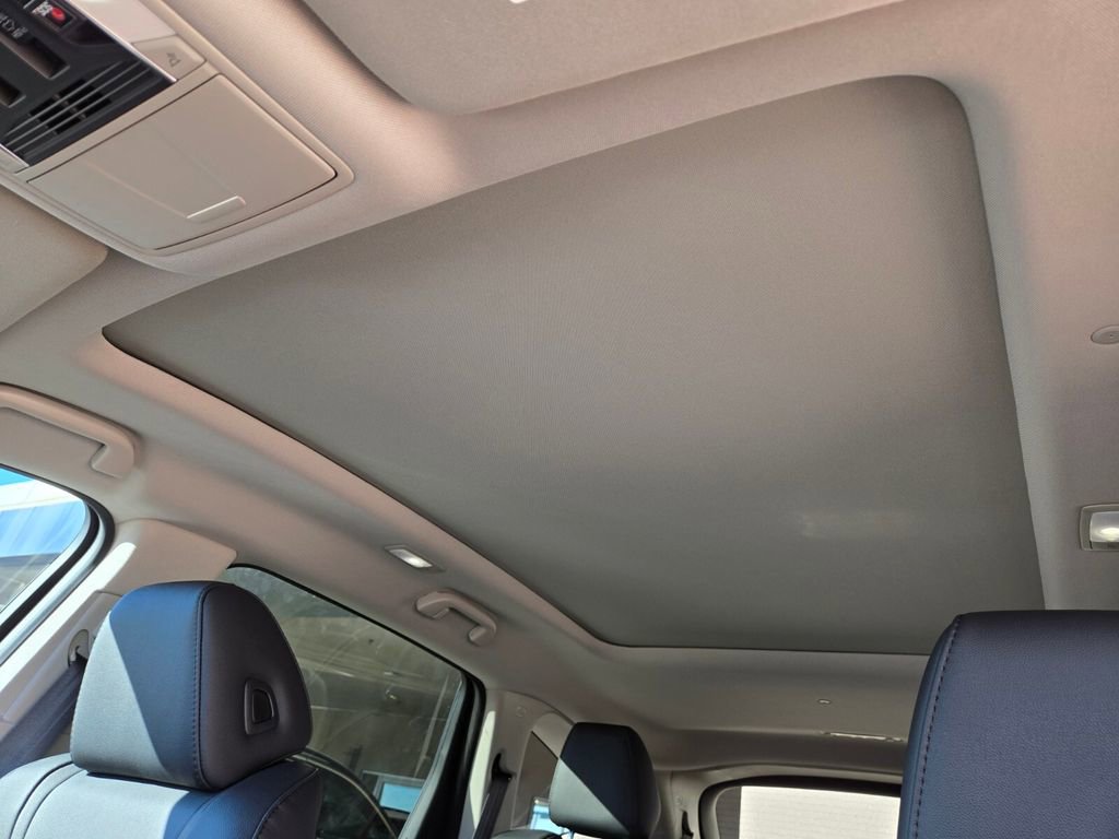 New 2026 Acura MDX SH-AWD image 13