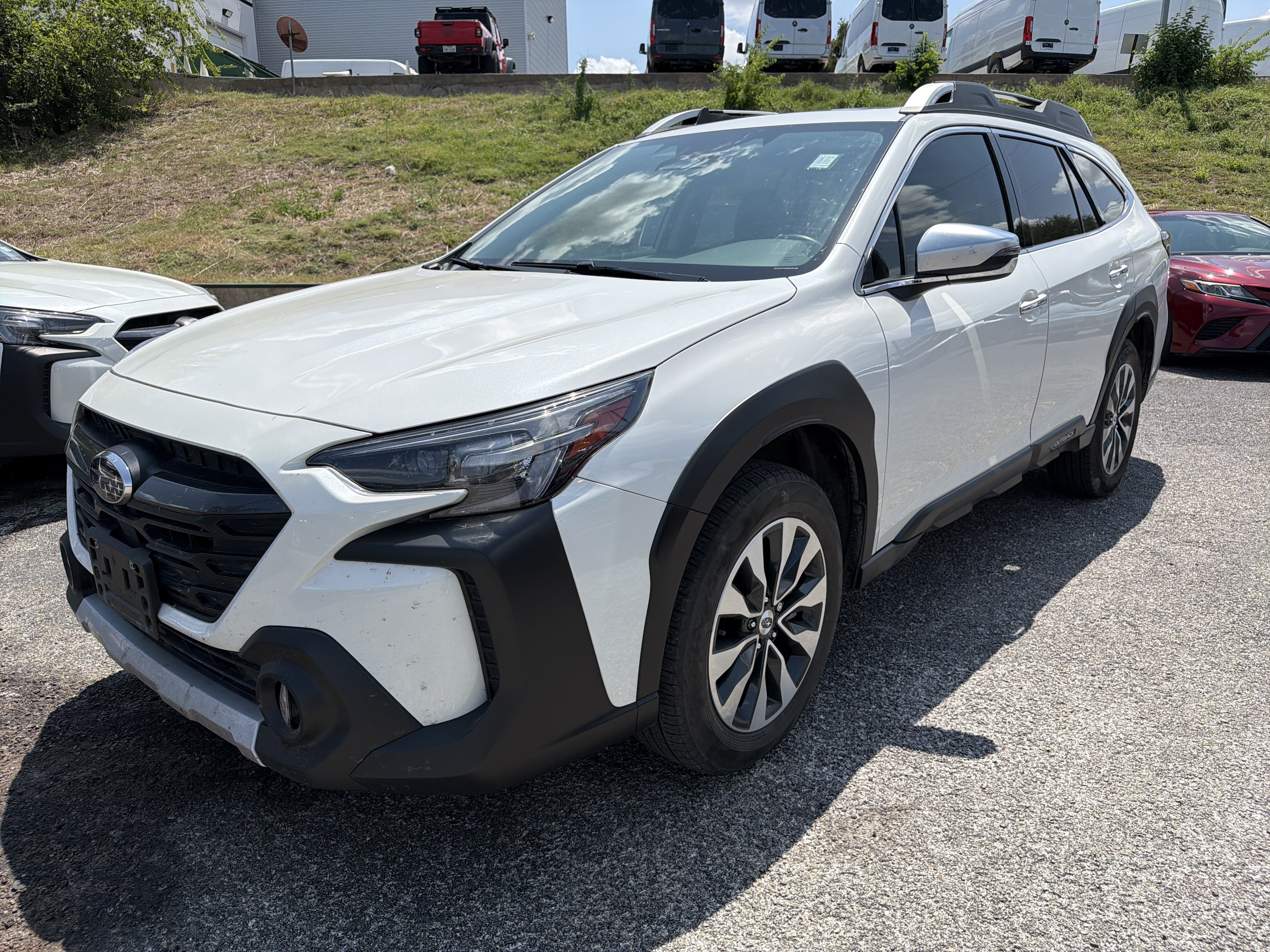 Certified 2025 Subaru Outback Touring AWD/4WD image 7