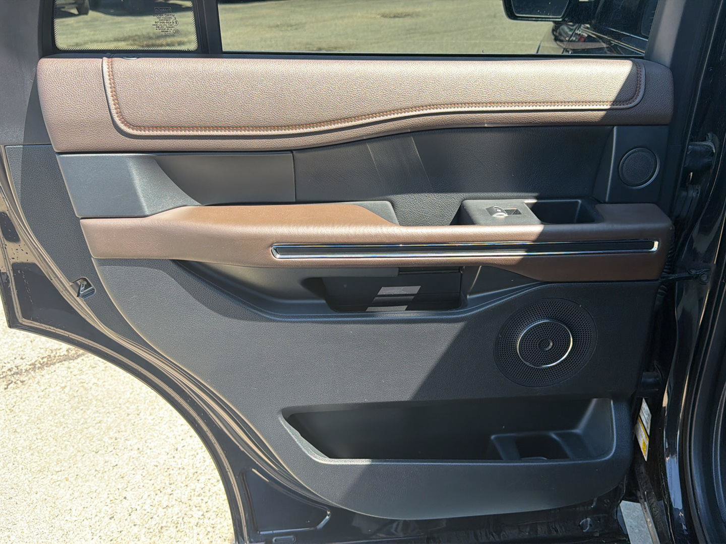 Used 2021 Ford Expedition King Ranch AWD/4WD image 17