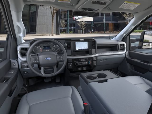 New 2026 Ford F550 4x4 Regular Cab Super Duty image 10