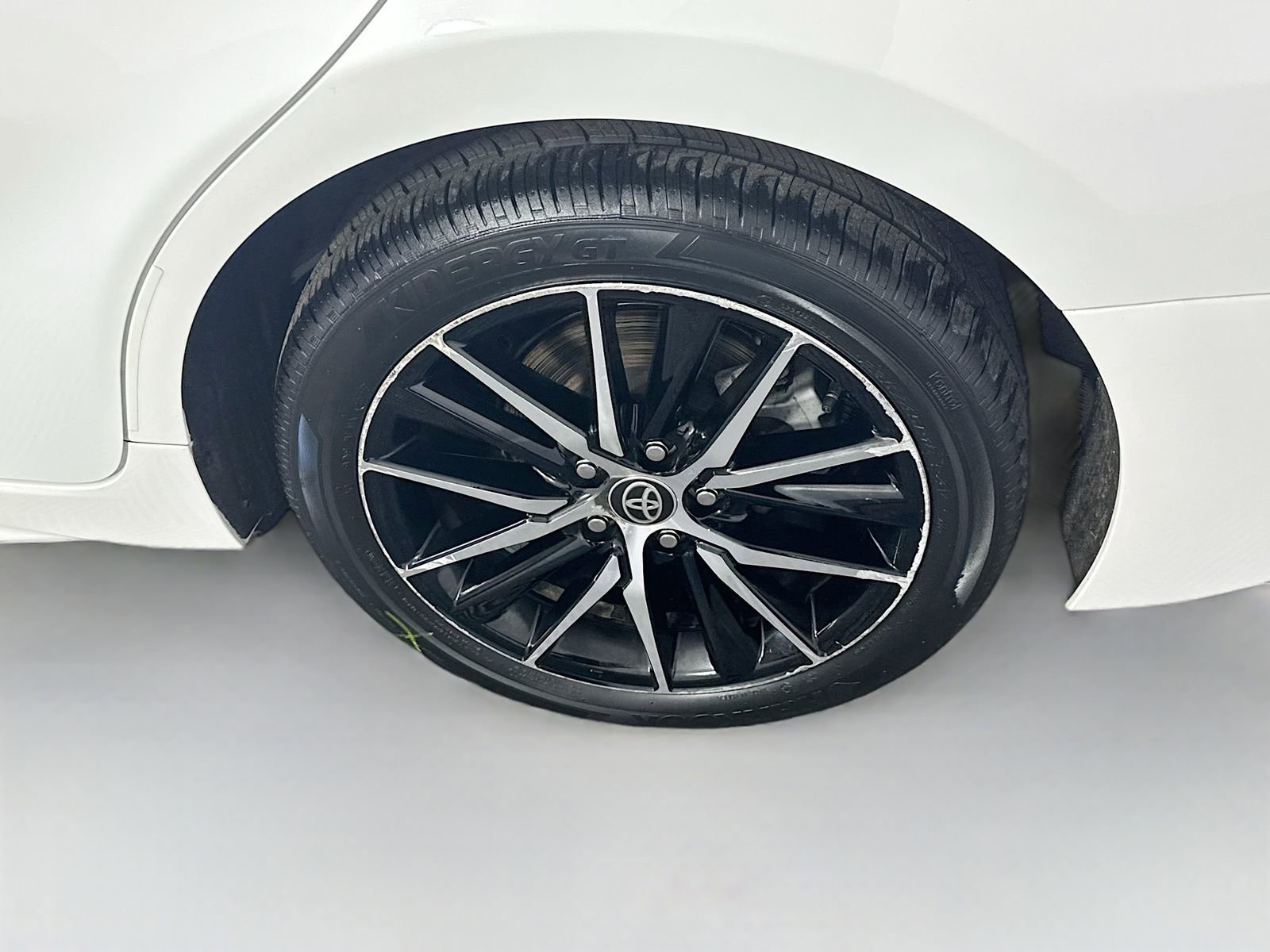 Used 2024 Toyota Camry SE FWD image 21
