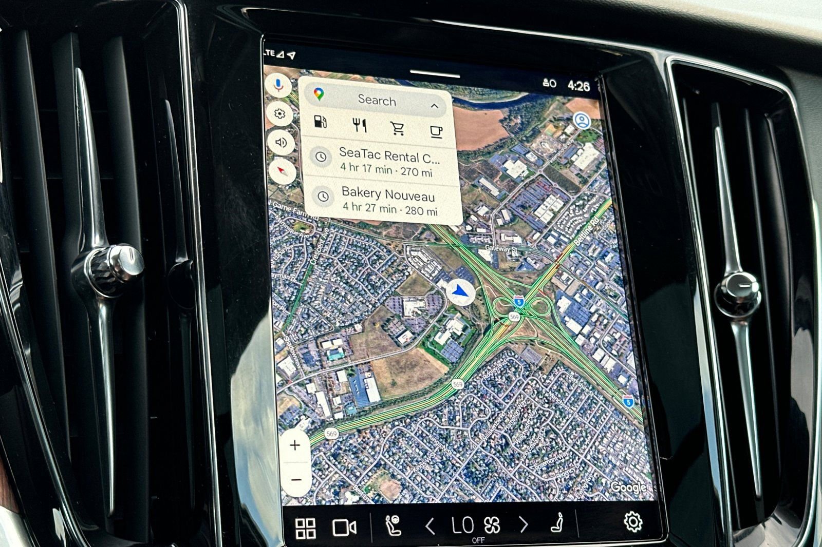 Used 2025 Volvo V60 B5 Cross Country Plus image 20