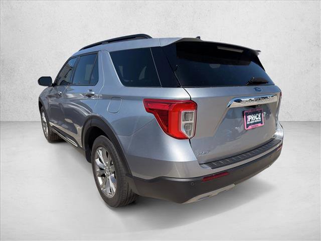 Used 2023 Ford Explorer XLT w/ Equipment Group 202A AWD/4WD image 6