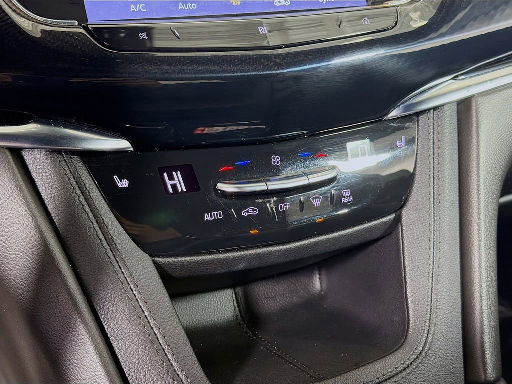 Used 2021 Cadillac XT6 Sport AWD/4WD image 18