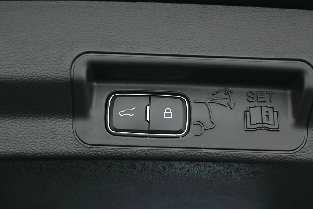 Used 2024 Ford Explorer ST w/ Equipment Group 401A AWD/4WD image 37
