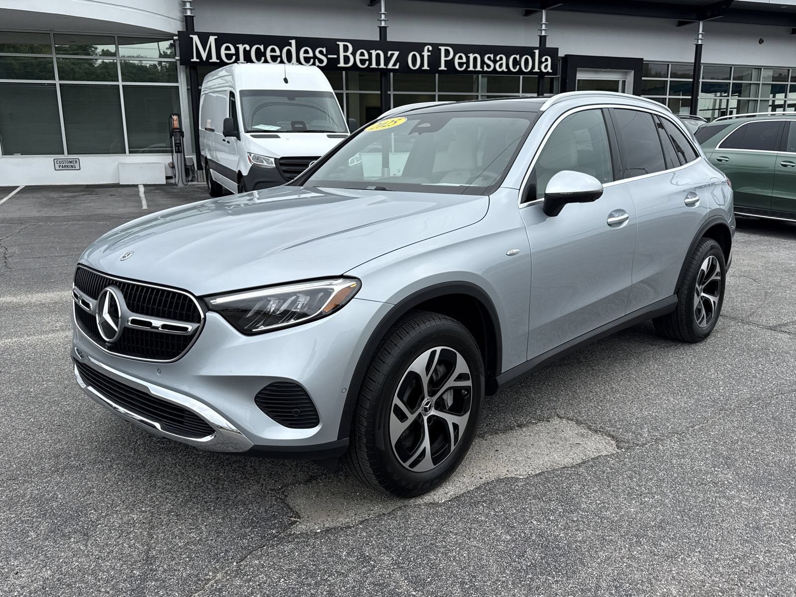 Certified 2025 Mercedes-Benz GLC 350e 4MATIC image 1