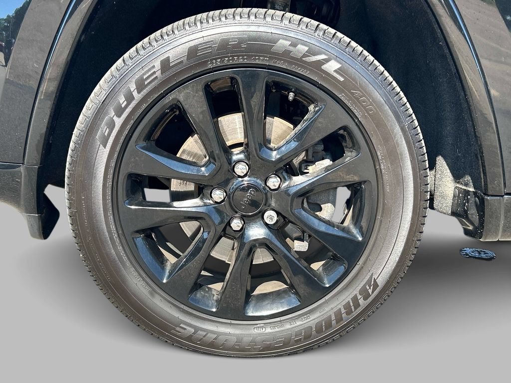Used 2021 Jeep Grand Cherokee Laredo X AWD/4WD image 9