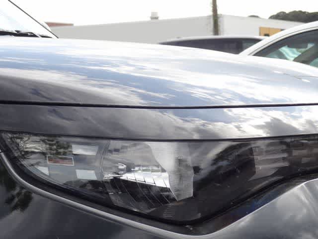 Used 2025 Kia Soul LX w/ LX Technology Package FWD image 14