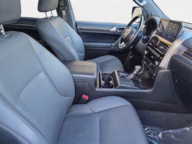 Used 2023 Lexus GX 460 Premium w/ Premium Plus Package image 12