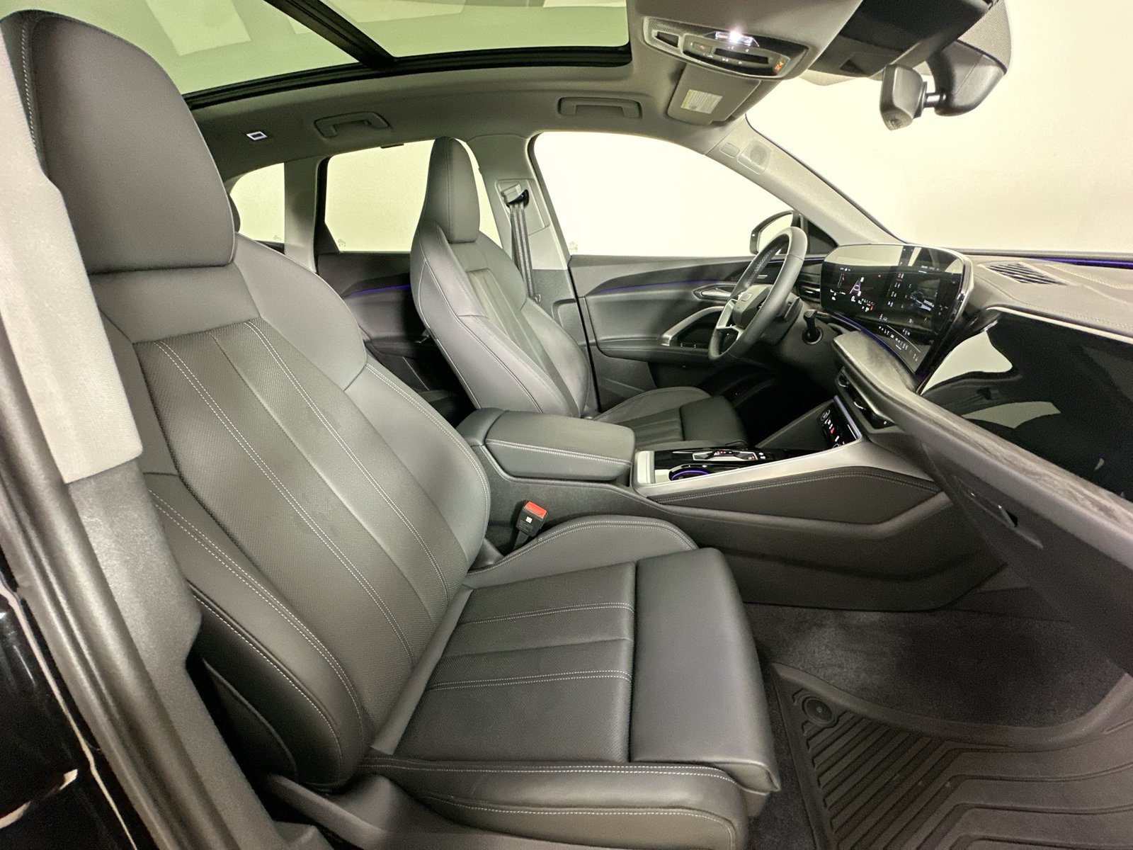 Certified 2025 Audi Q5 Premium AWD/4WD image 43