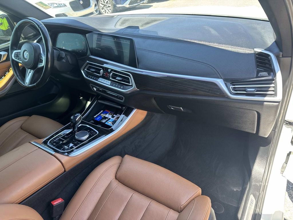 Used 2021 BMW X5 sDrive40i w/ M Sport Package image 15
