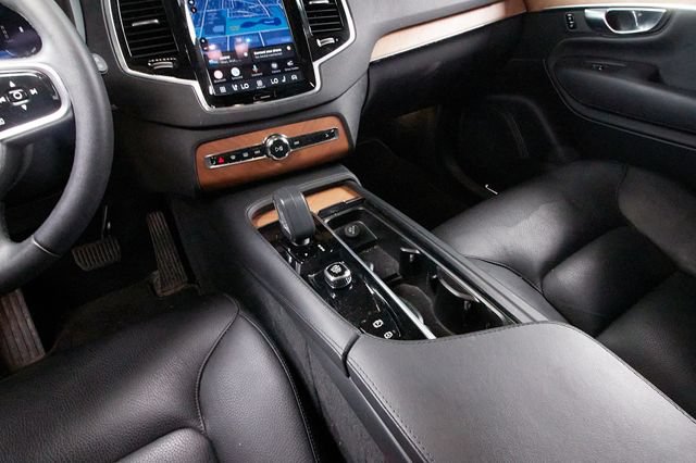 Certified 2023 Volvo XC90 B6 Plus AWD/4WD image 11