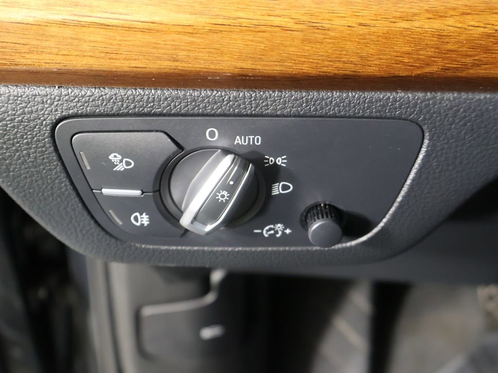 Used 2023 Audi Q5 2.0T Premium Plus AWD/4WD image 38