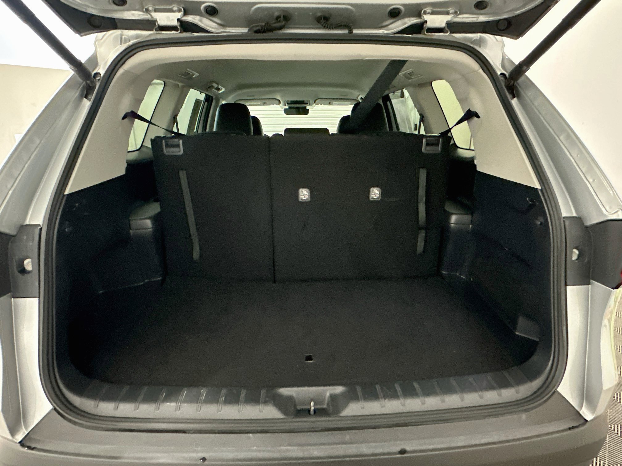 Used 2025 Toyota Grand Highlander AWD image 31