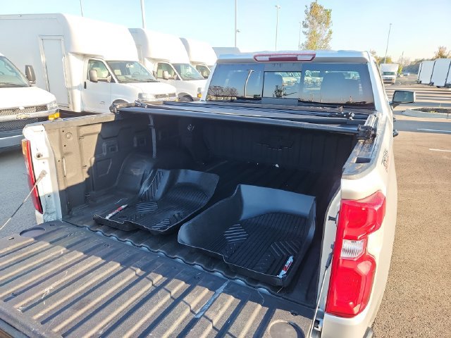 Used 2021 Chevrolet Silverado 1500 LT Trail Boss w/ Convenience Package II AWD/4WD image 31