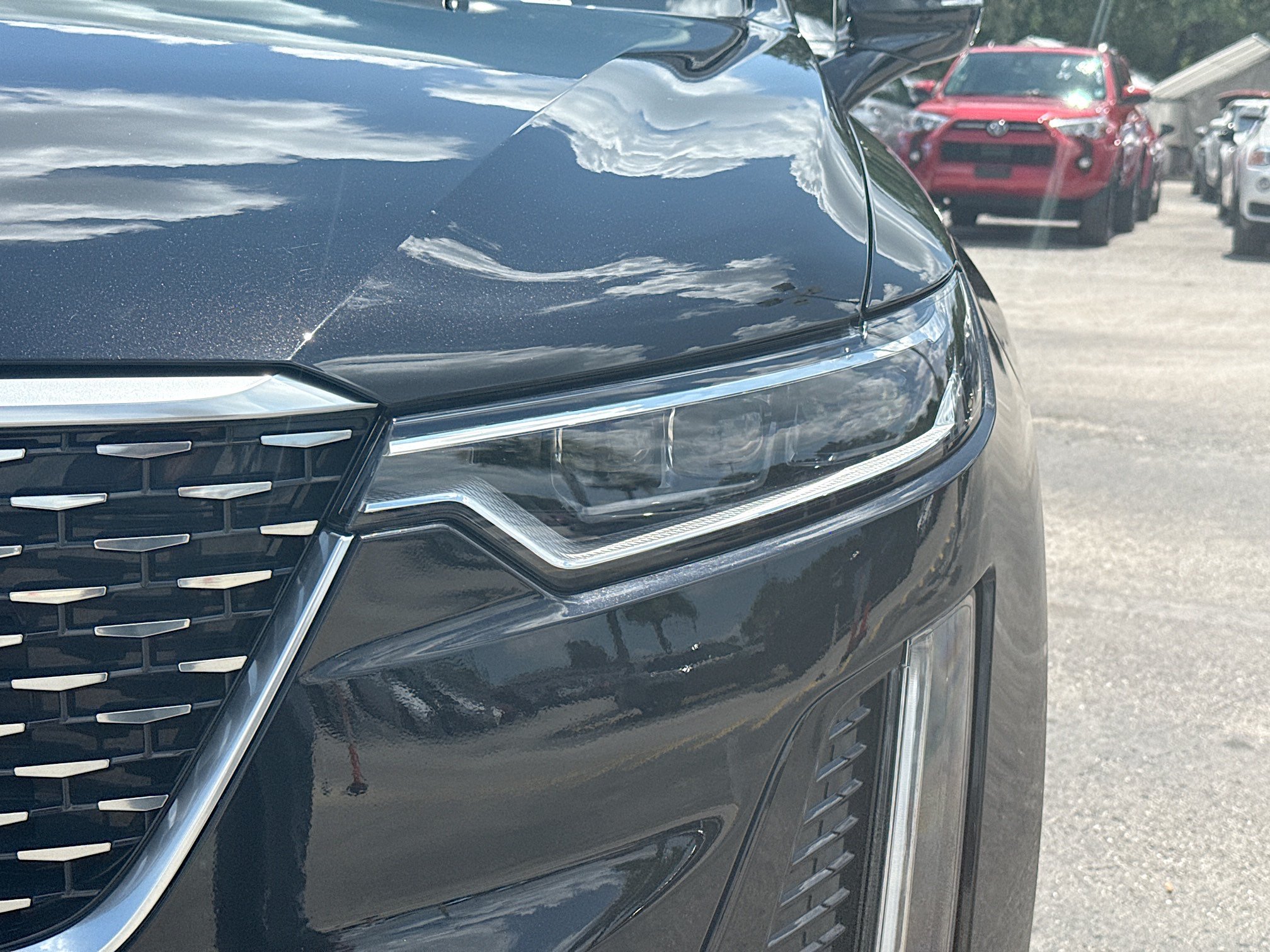 Used 2024 Cadillac XT6 Premium Luxury w/ Platinum Package AWD/4WD image 9