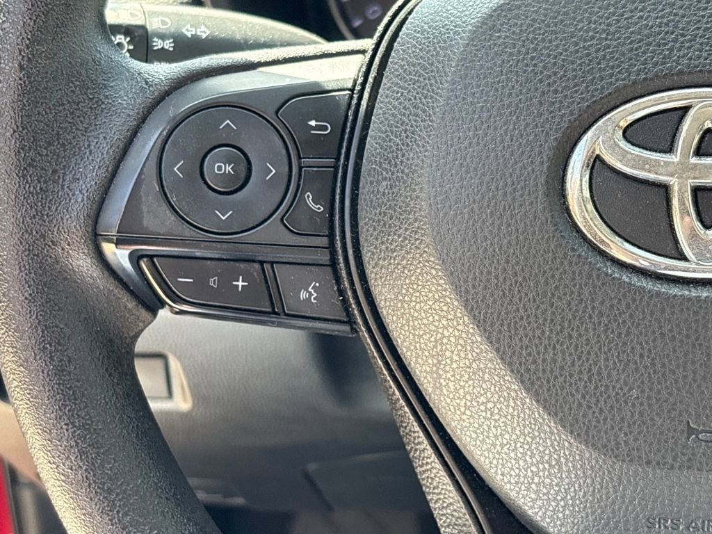 Used 2019 Toyota RAV4 LE image 18