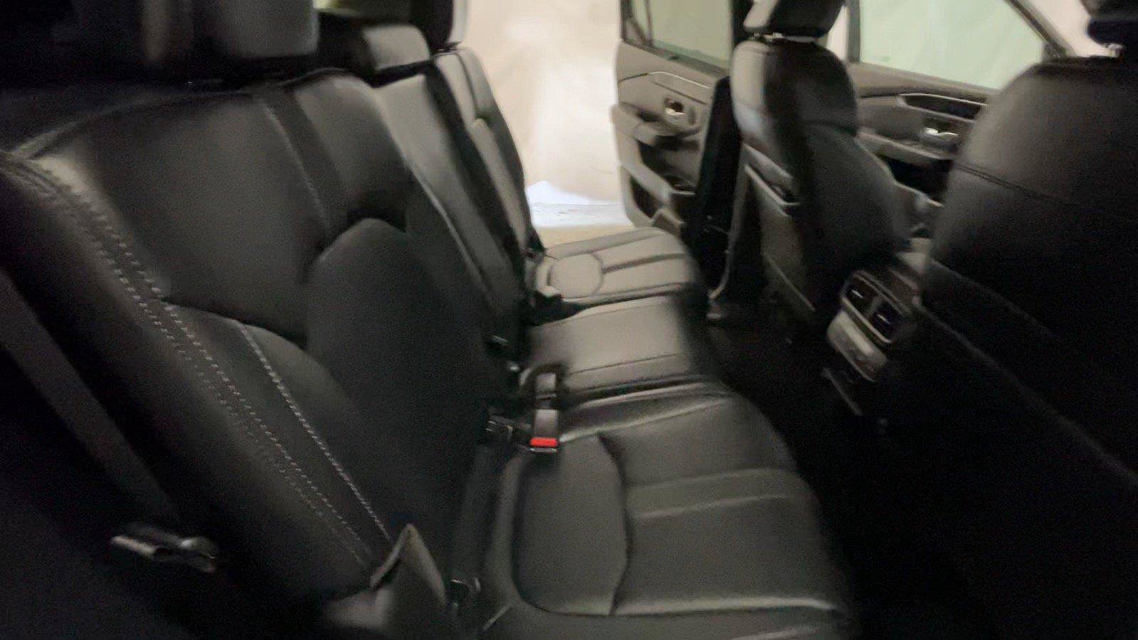 Certified 2025 Honda Pilot EX-L image 25