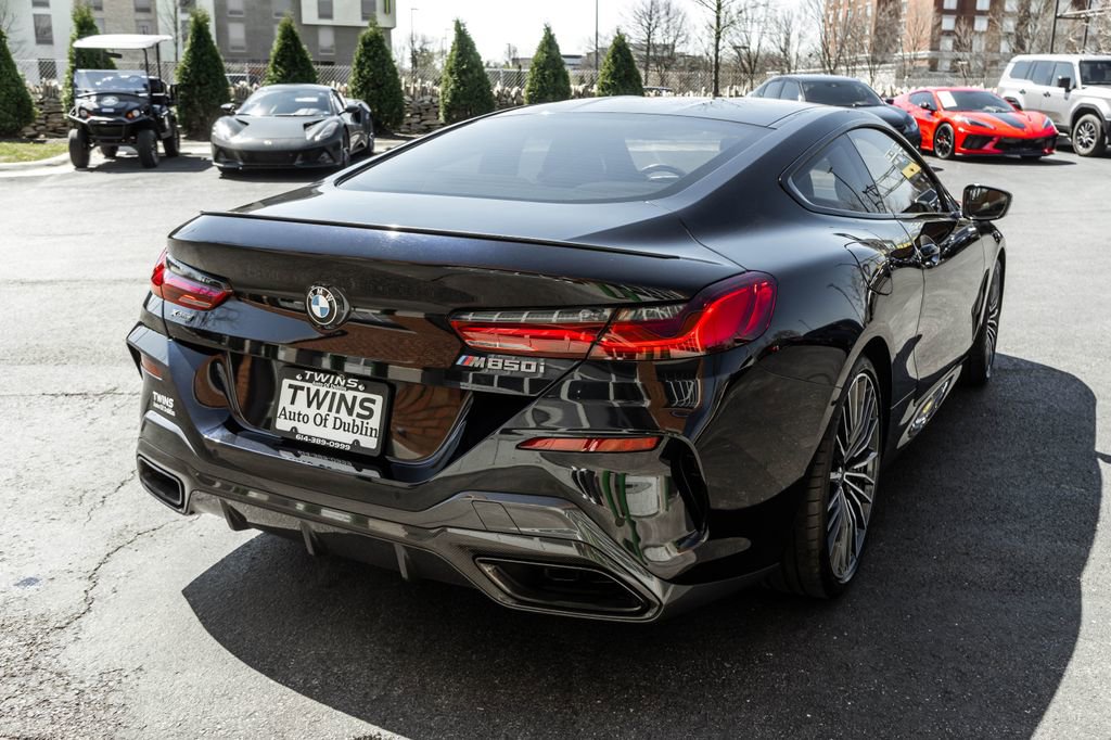 Used 2022 BMW M850i xDrive Coupe w/ M Carbon Exterior Package AWD/4WD image 34