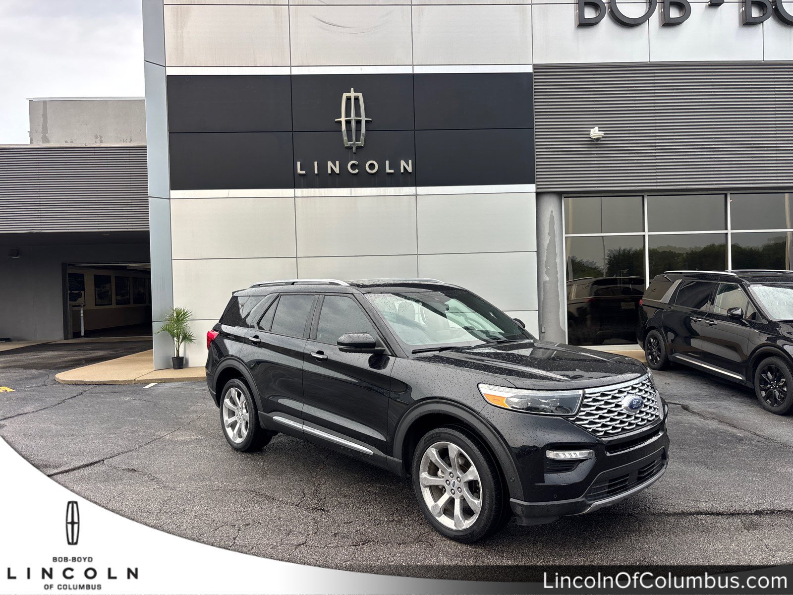Used 2020 Ford Explorer Platinum w/ Premium Technology Package