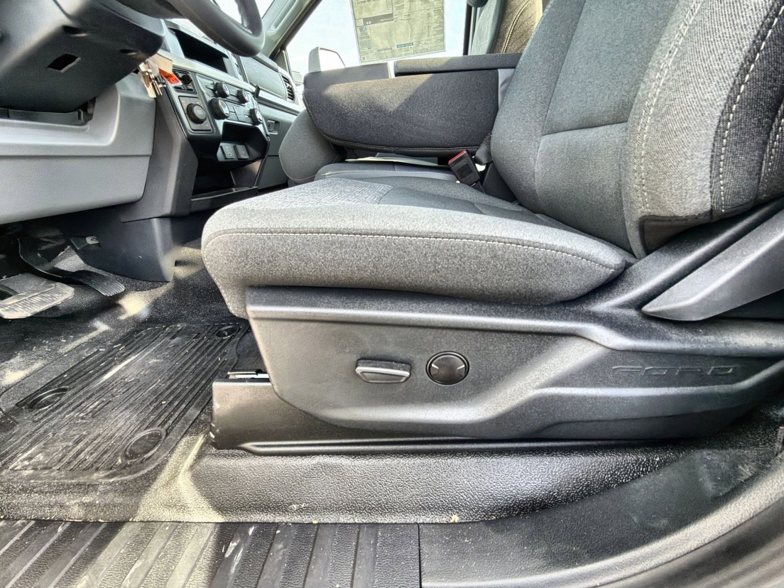 New 2025 Ford F600 4x4 Regular Cab Super Duty w/ XLT Value Package image 27