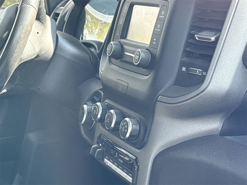 Used 2019 RAM 3500 Tradesman image 15