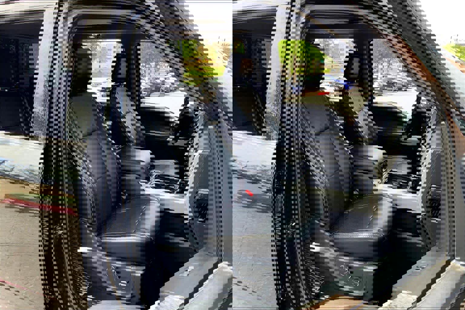 Used 2019 Ford F250 Lariat w/ Lariat Ultimate Package image 9