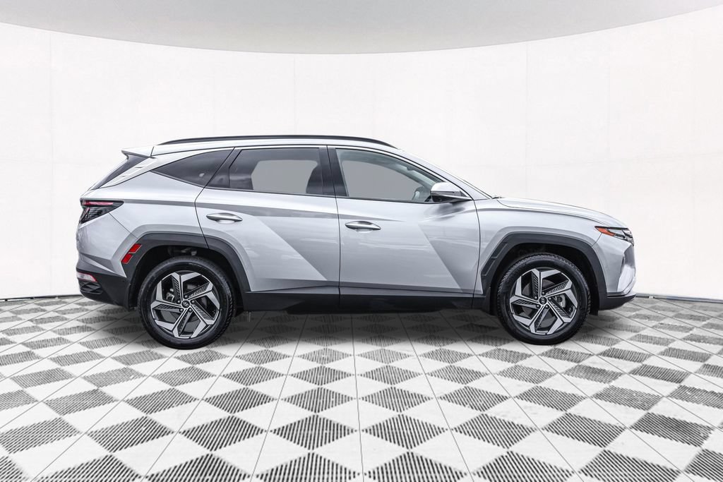 Used 2023 Hyundai Tucson Limited AWD/4WD image 12