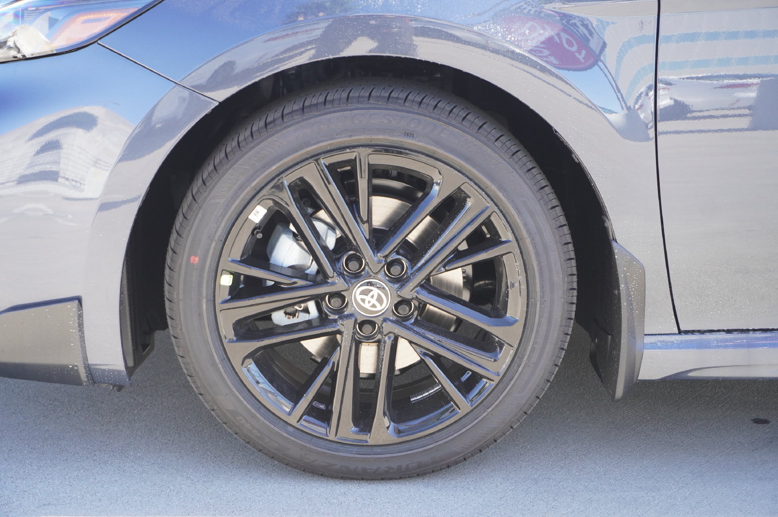 Used 2026 Toyota Camry SE w/ Multimedia Upgrade Package FWD image 17