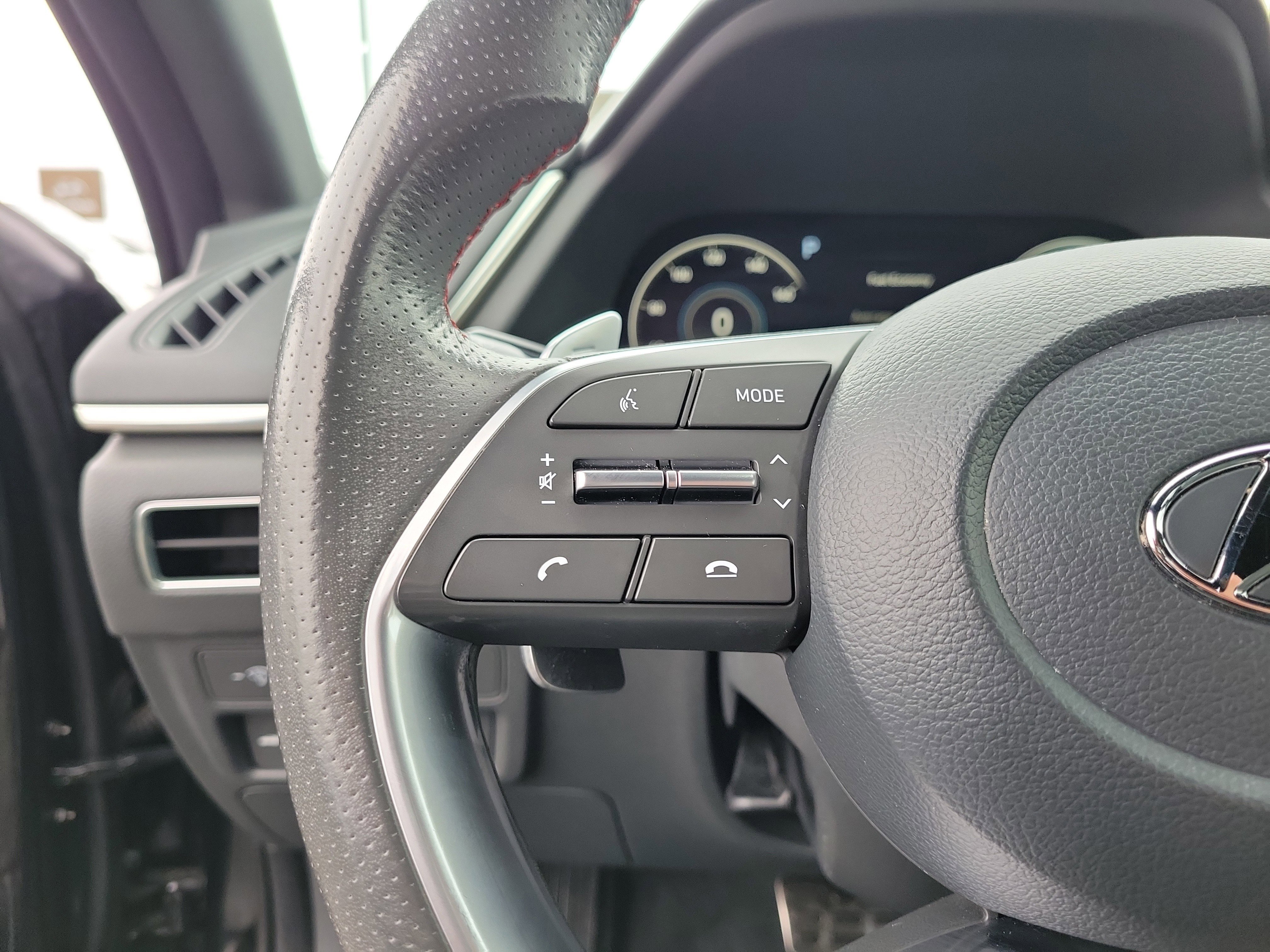 Used 2023 Hyundai Sonata SEL Plus image 22