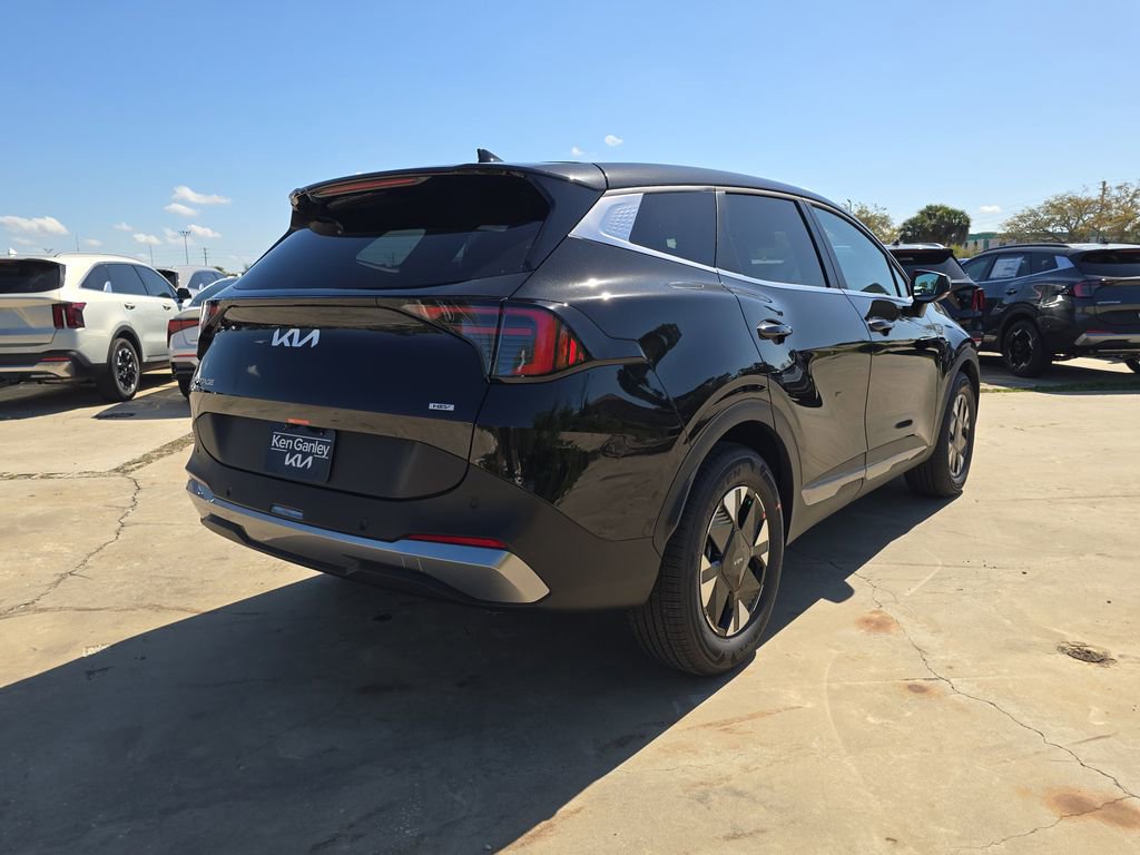 New 2026 Kia Sportage LX image 8