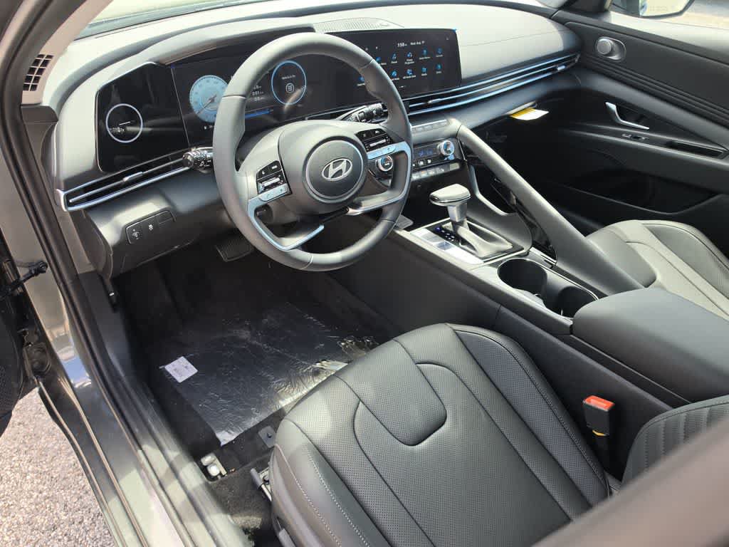New 2026 Hyundai Elantra Limited FWD image 15