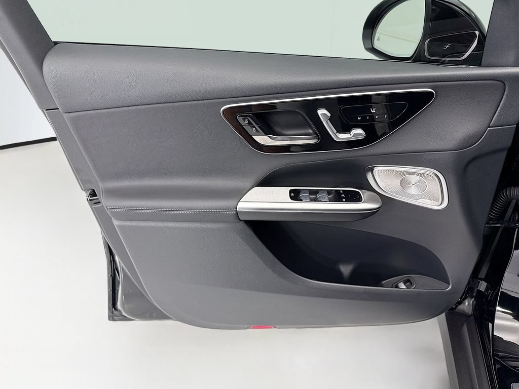 Certified 2026 Mercedes-Benz GLC 300 4MATIC image 23