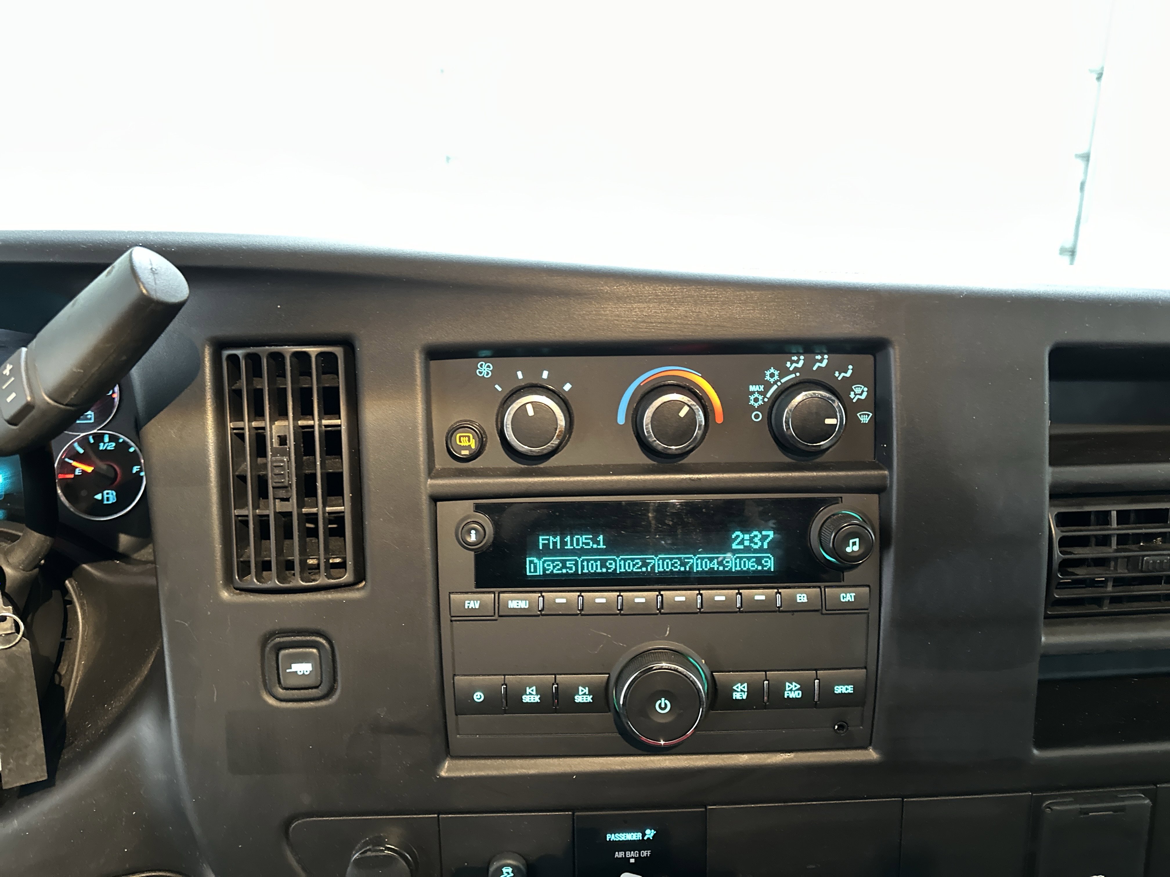 Used 2024 Chevrolet Express 2500 Work Van w/ Driver Convenience Package image 25