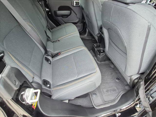 Used 2024 Jeep Gladiator Sport AWD/4WD image 19